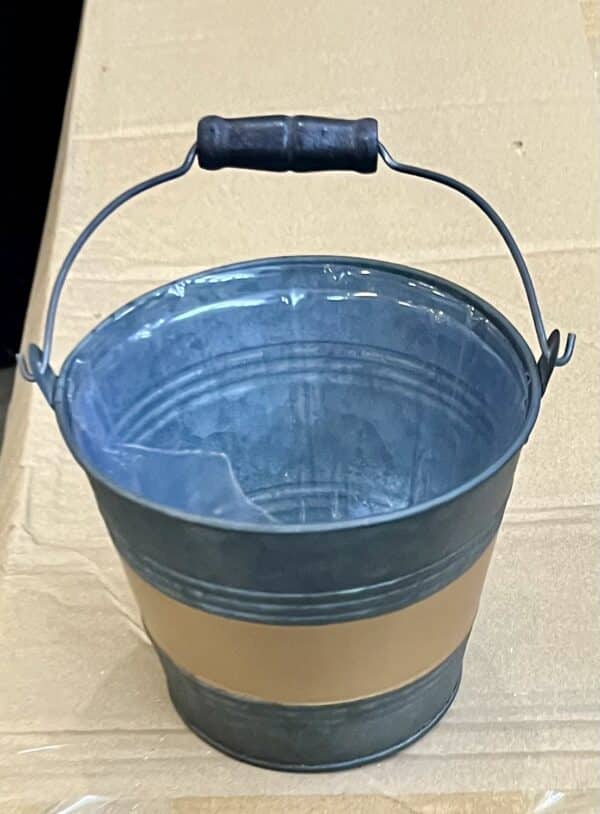 4" X 4" Metal Bucket